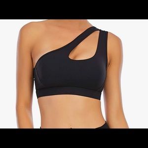 One shoulder sport bra in Black